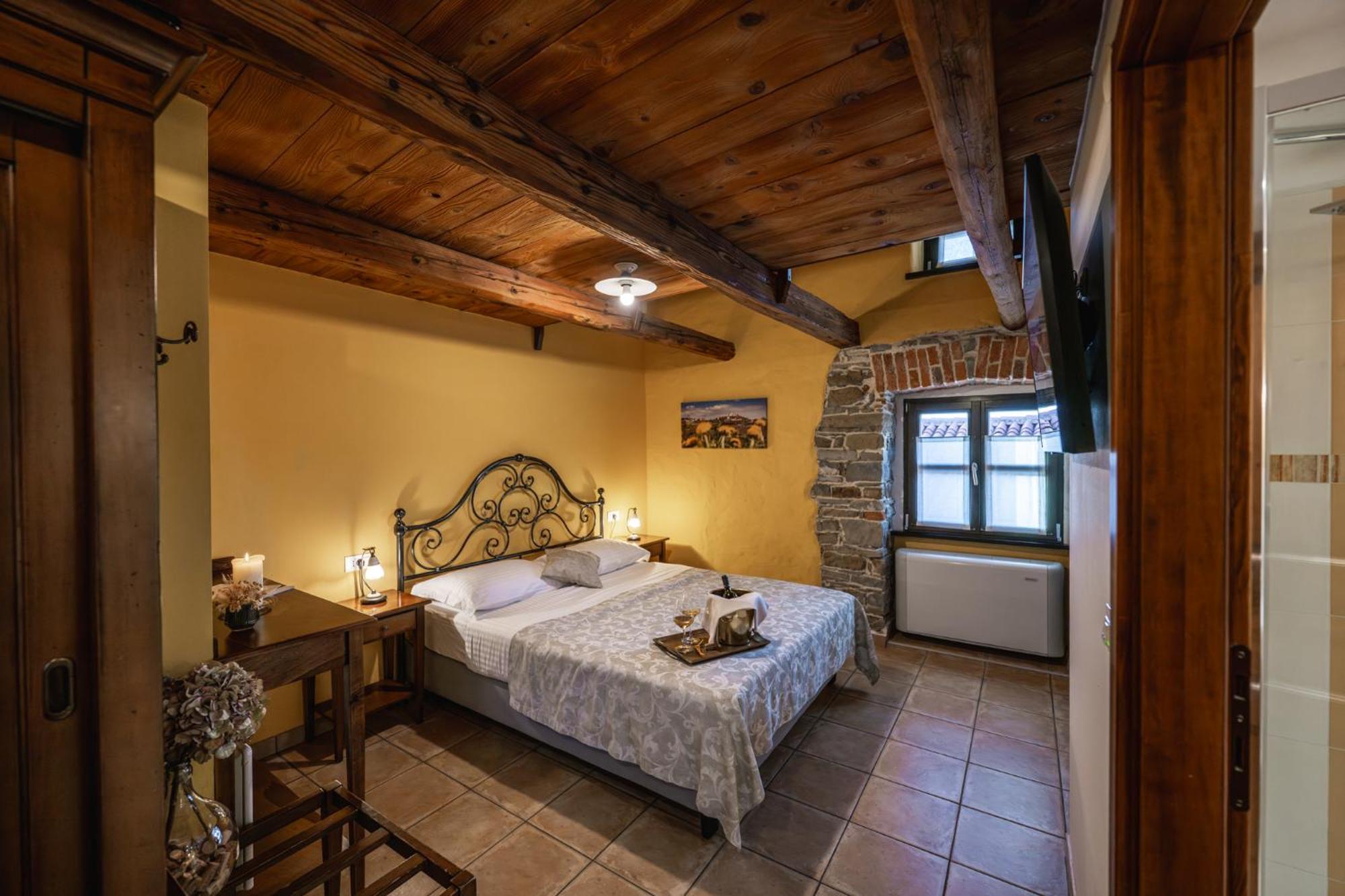 Bed and Breakfast House Marica Шмартно Экстерьер фото
