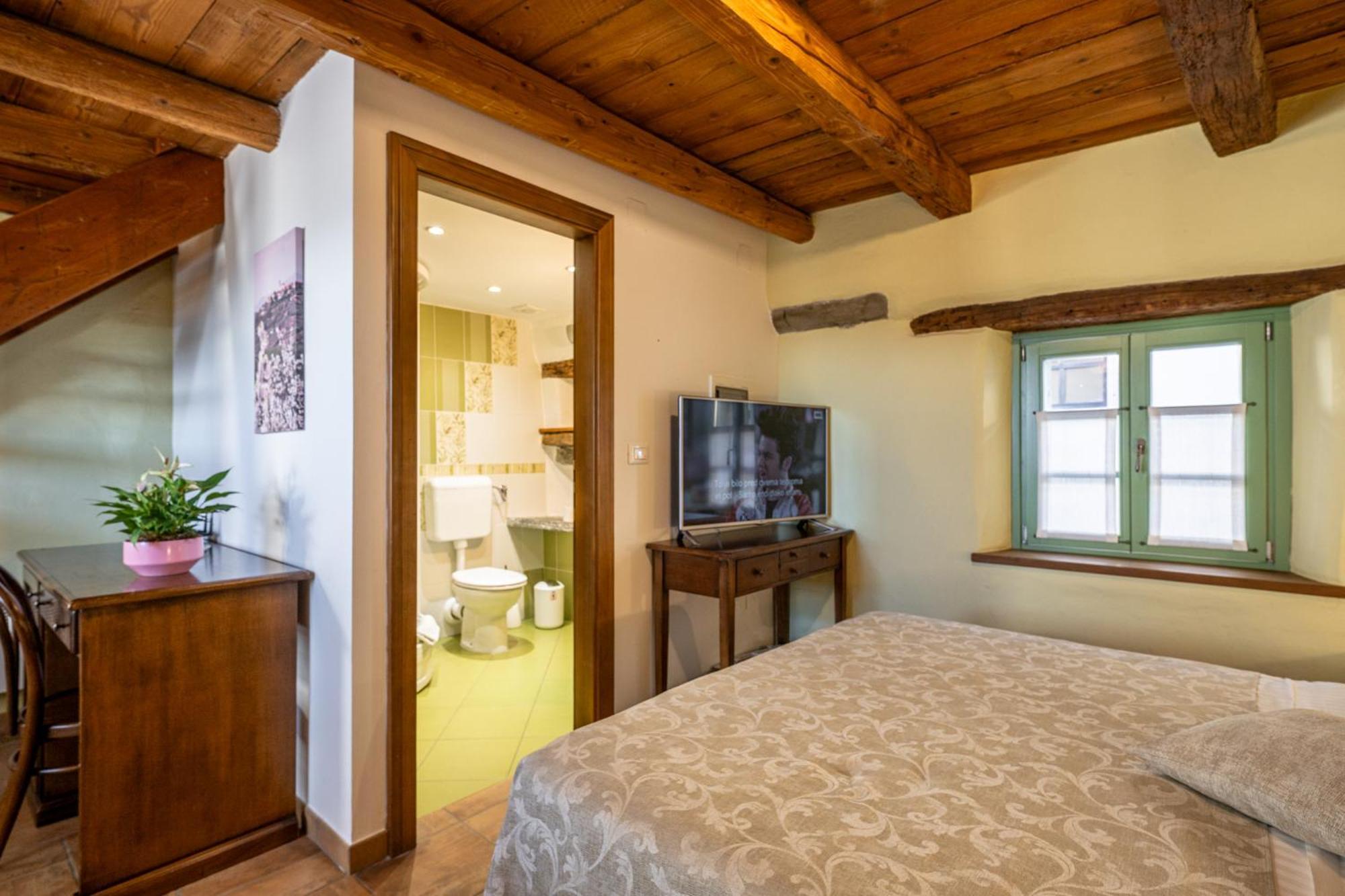 Bed and Breakfast House Marica Шмартно Номер фото