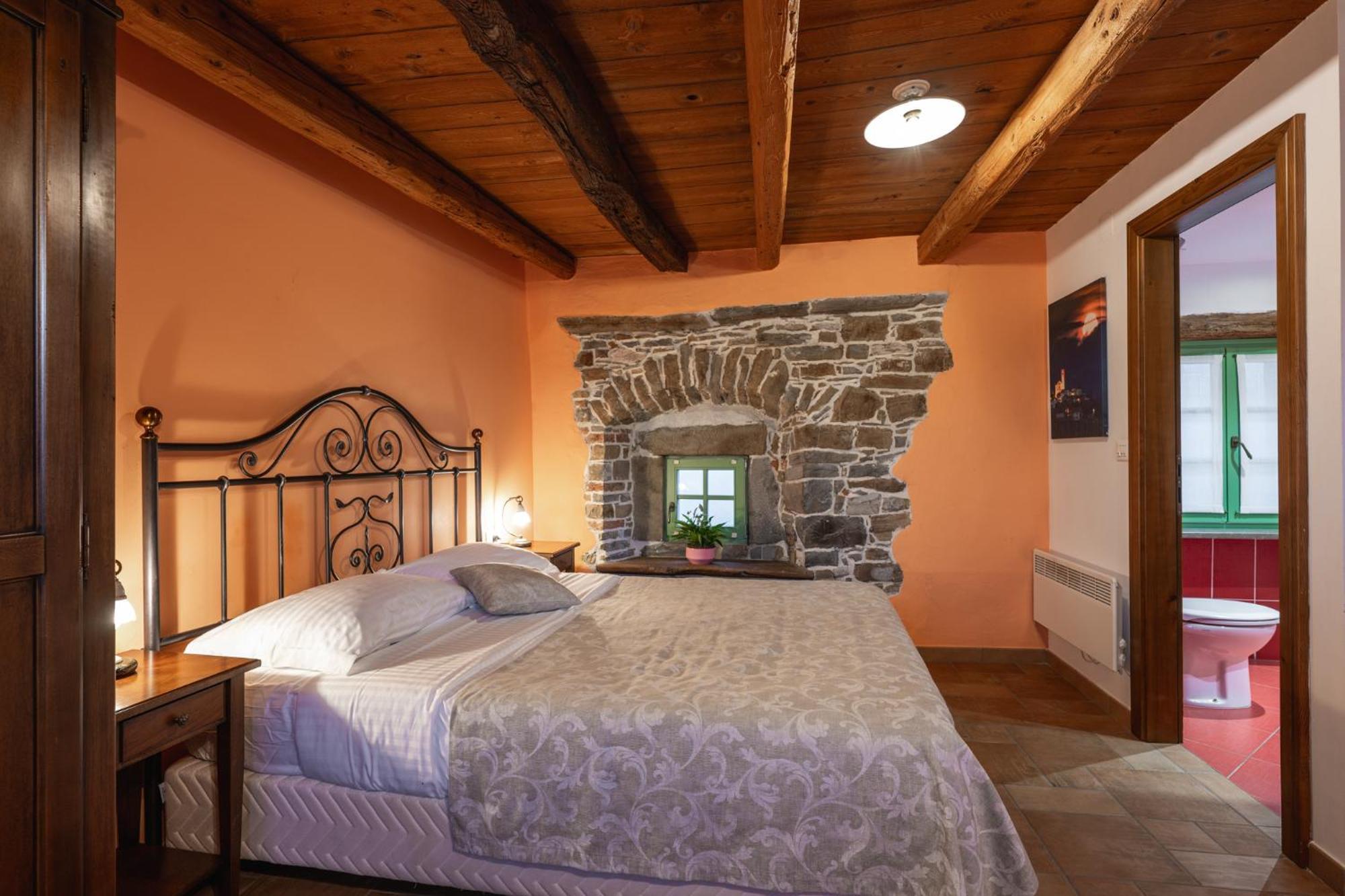 Bed and Breakfast House Marica Шмартно Номер фото